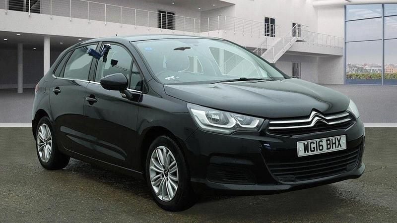 Black Used 2016 Citroën C4 Feel Hatchback | £4,000 (Fair price) - Image 1/4