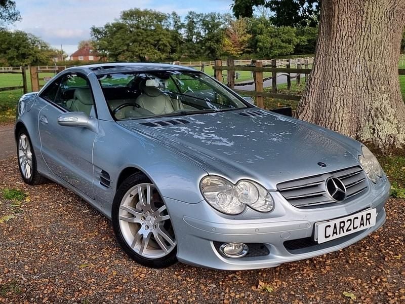 Used Mercedes SL350 272 HP (200 kW) 2007 Silver Cabriolet