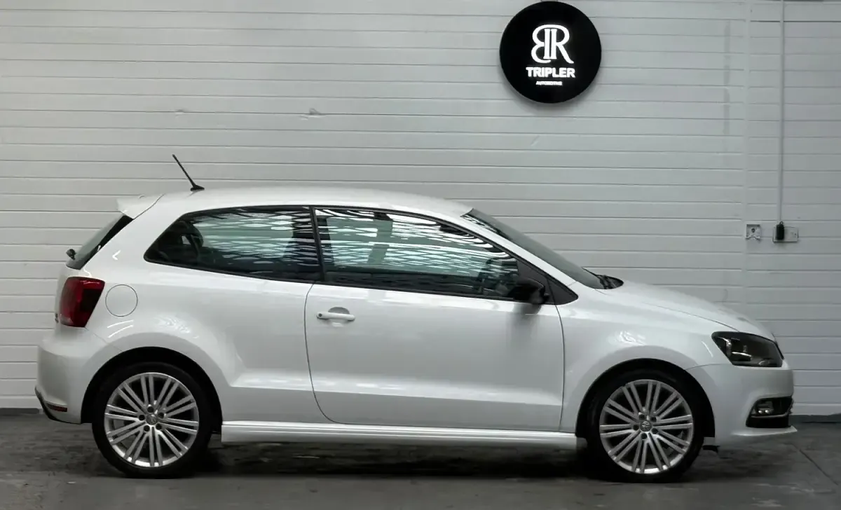 Used VW Polo BlueGT 2017 White Hatchback