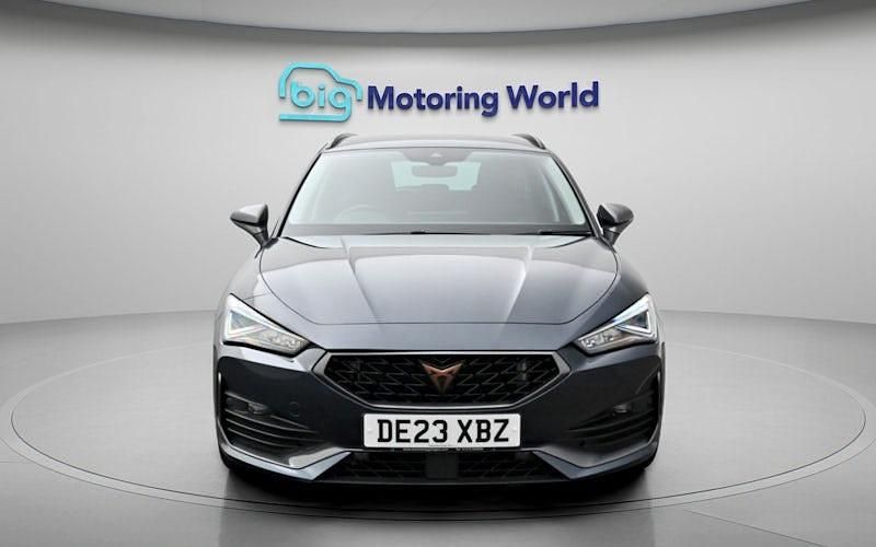 Usado Cupra Leon 150 CV (110 kW) 2023 Gris Familiar