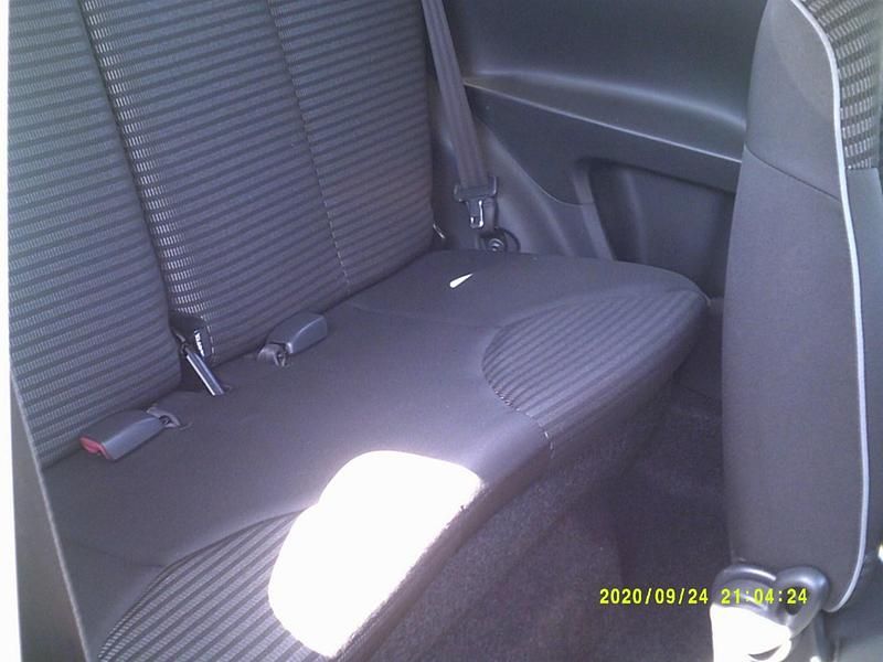 Image 2/4