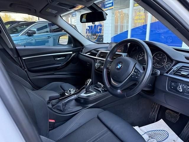 Used BMW 320 Sport Line 190 HP (139 kW) 2017 White Sedan