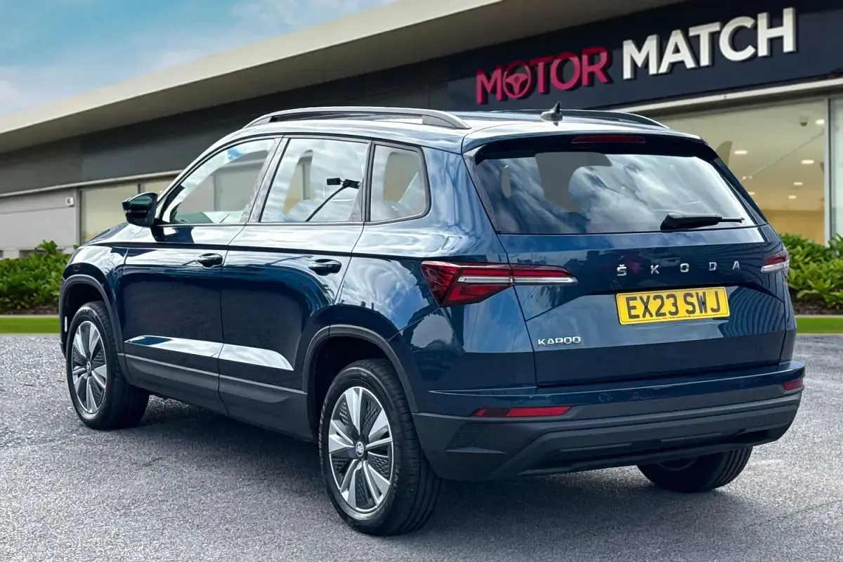 Used Skoda Karoq SE Drive 2023 Blue SUV