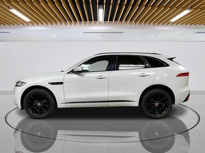 Used Jaguar F-Pace Chequered Flag 180 HP (132 kW) 2019 White SUV