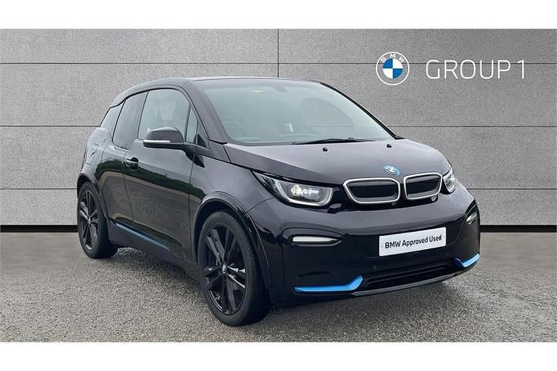 Fluid black with blue highlight Used 2022 BMW i3 Comfort Edition Hatchback | £16,950 (Fair price) - Image 1/4