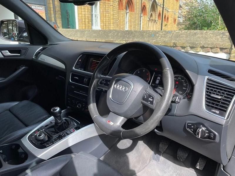 Used Audi Q5 S-Line 143 HP (105 kW) 2011 Grey SUV