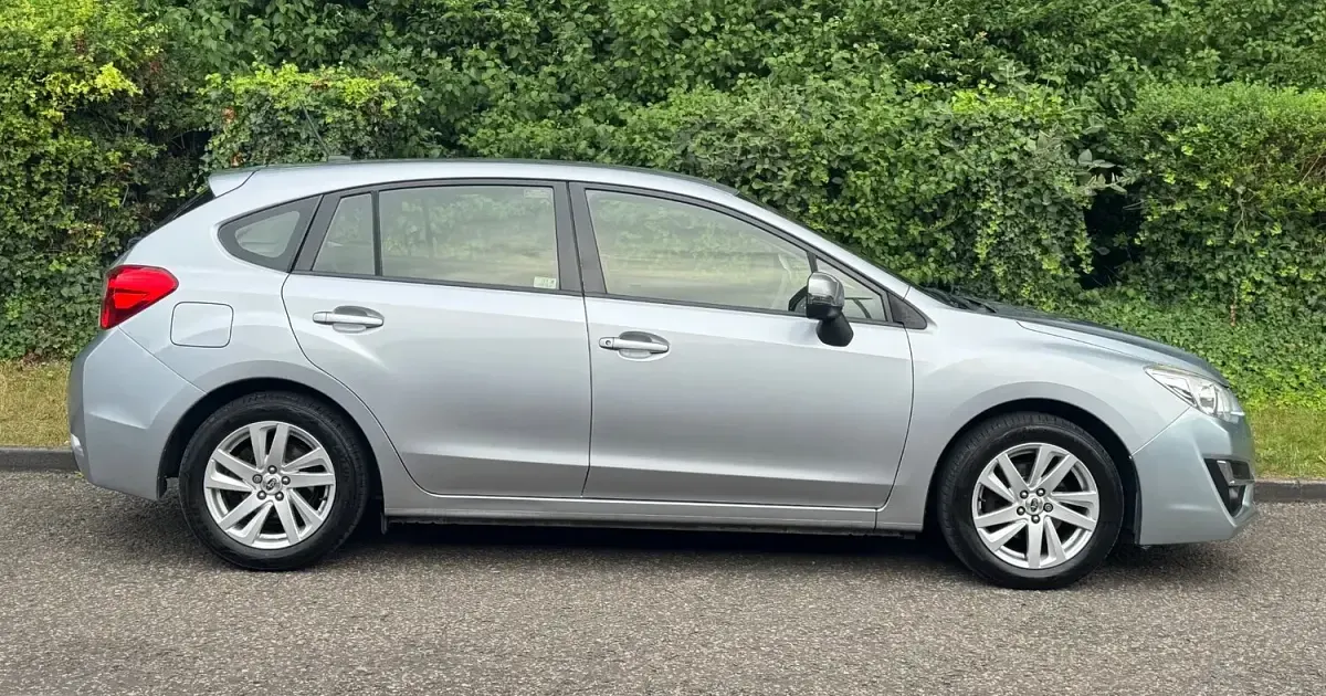 Used Subaru Impreza 114 HP (83 kW) 2015 Silver Hatchback