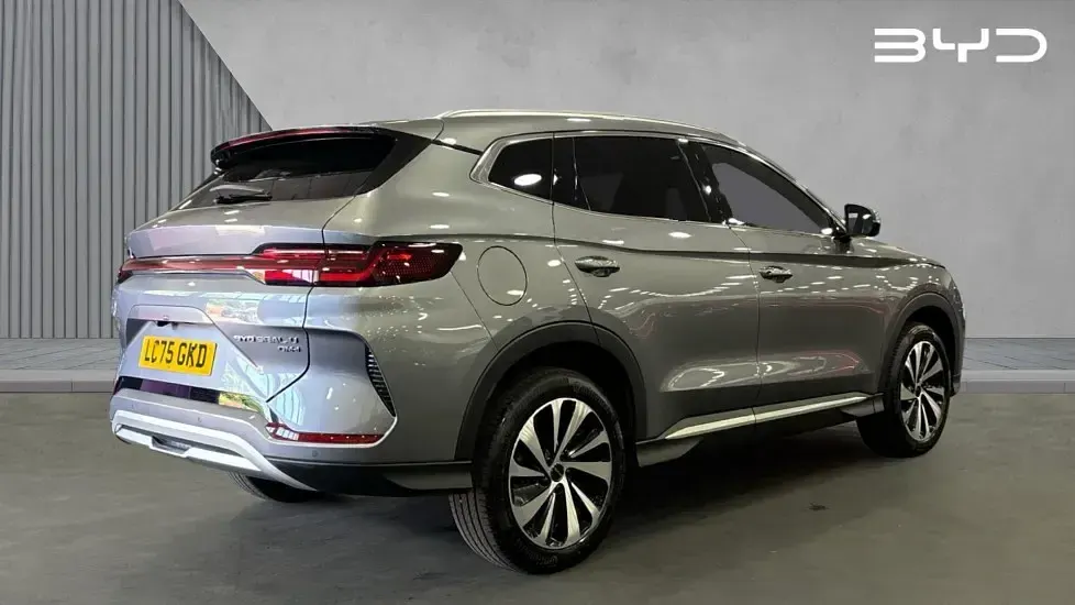 Used BYD Seal U Design 324 HP (238 kW) 2025 Grey SUV