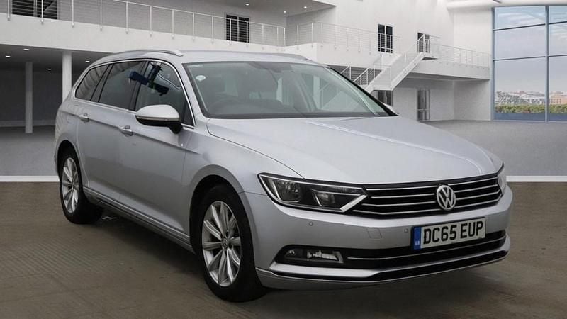 Used VW Passat Business 150 HP (110 kW) 2015 Silver Estate