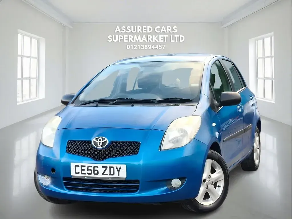 Used Toyota Yaris 85 HP (62 kW) 2006 Blue Hatchback