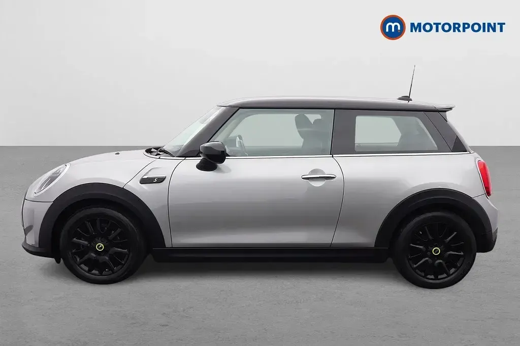 Usado Mini Cooper S Hatch 135 kW (184 HP) 2023 Prateado Citadino