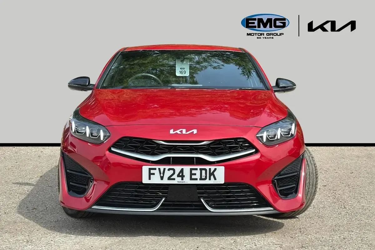 Used Kia ProCeed GT-Line 138 HP (101 kW) 2024 Red Estate