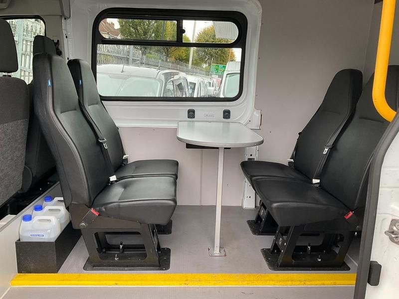 Used Ford Transit 130 HP (95 kW) 2022 White Van