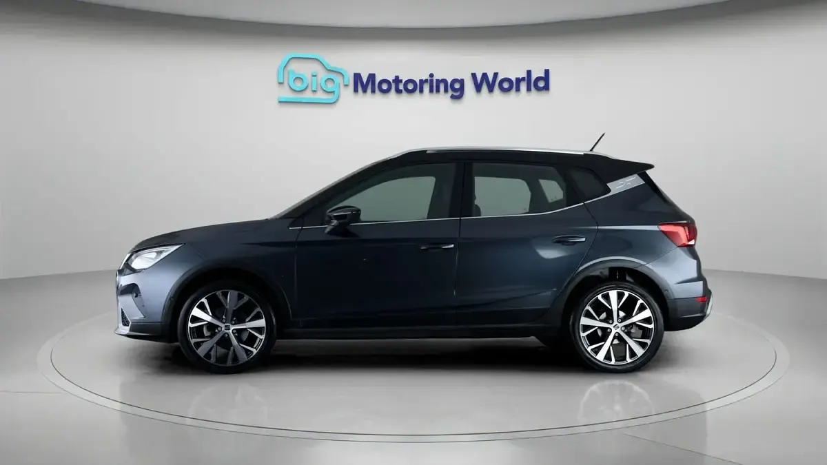 Used Seat Arona Xperience Lux 110 HP (80 kW) 2023 Grey SUV