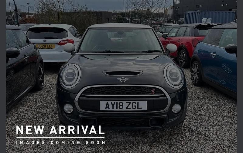 Used Mini Cooper S Hatch 189 HP (139 kW) 2018 Black Hatchback