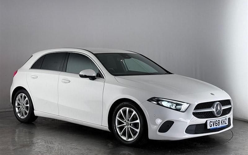 Used 2020 Mercedes A180 Executive Hatchback | £14,700 (Fair price) - Image 1/3
