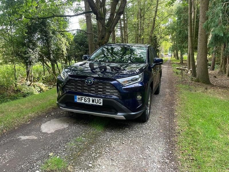 Used Toyota RAV4 Hybrid 2019 Blue SUV