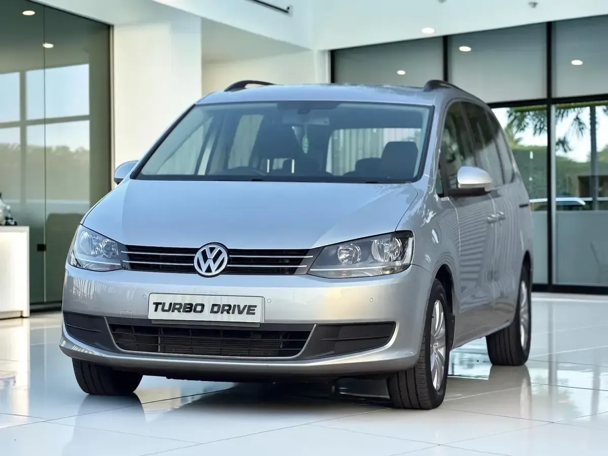 Used VW Sharan SE 140 HP (102 kW) 2012 Silver MPV