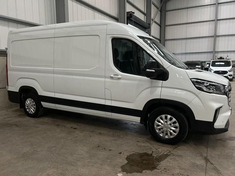 Used Maxus V90 163 HP (119 kW) 2024 White Van