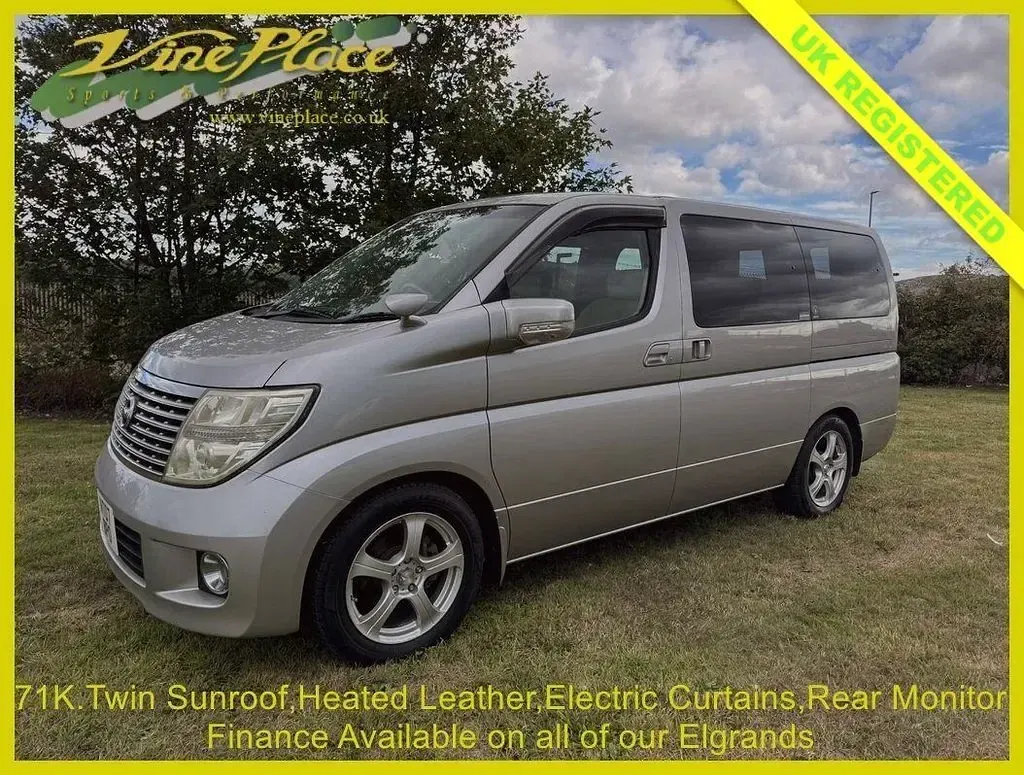 Used Nissan Elgrand 2007 Grey MPV