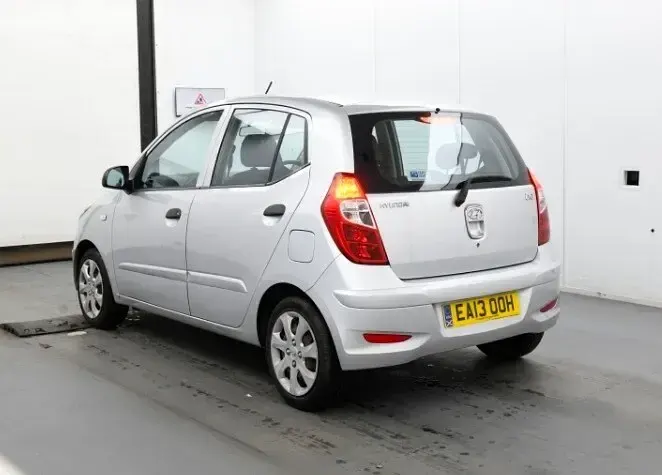 Used Hyundai i10 Classic 2013 Silver Hatchback