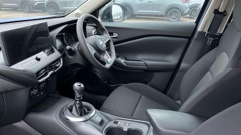 Used Nissan Juke Acenta Premium 114 HP (83 kW) 2025 Blue SUV