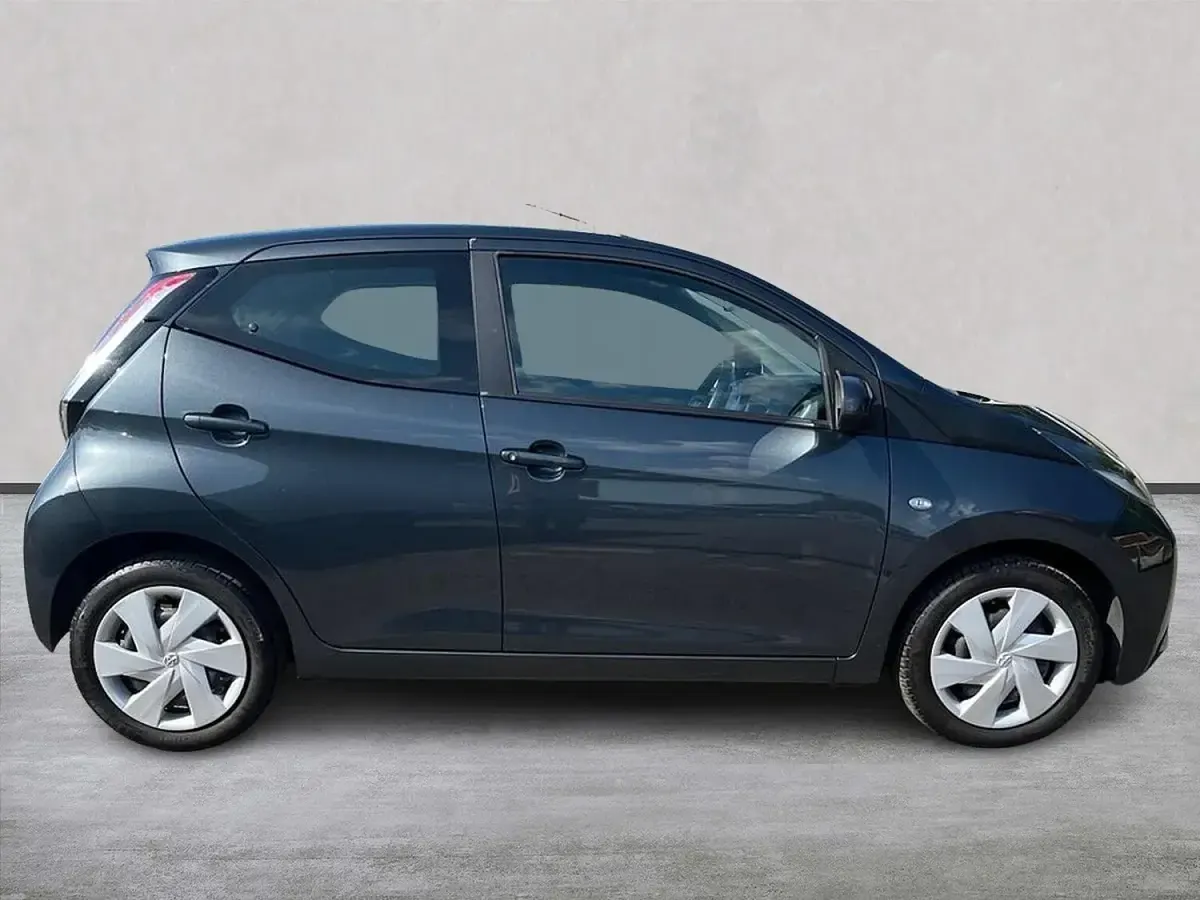 Used Toyota Aygo X-play 2018 Grey Hatchback