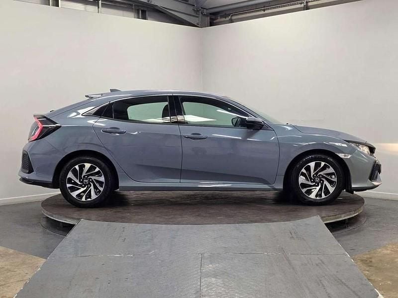 Used Honda Civic SE 120 HP (88 kW) 2019 Grey Hatchback