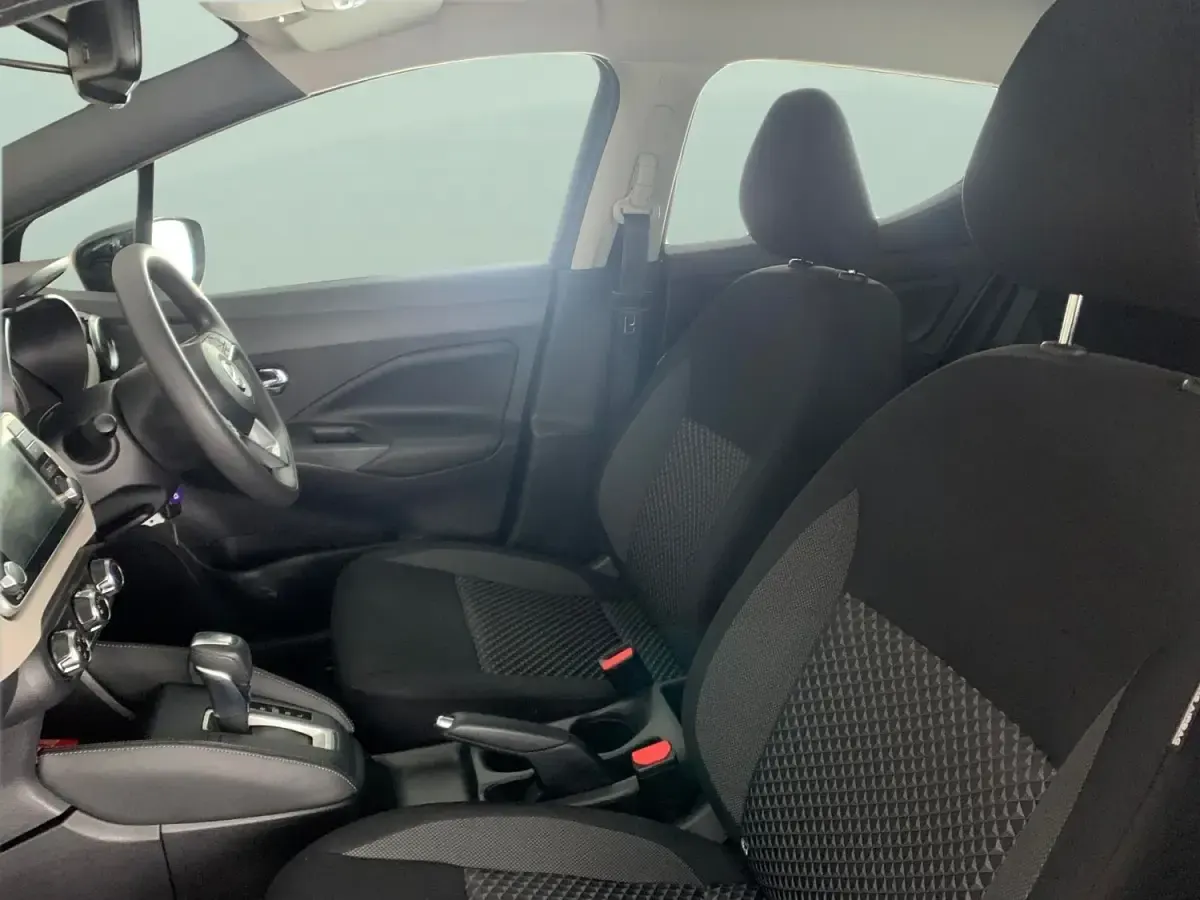 Begagnad Nissan Micra N-TEC 2020 Grå Halvkombi