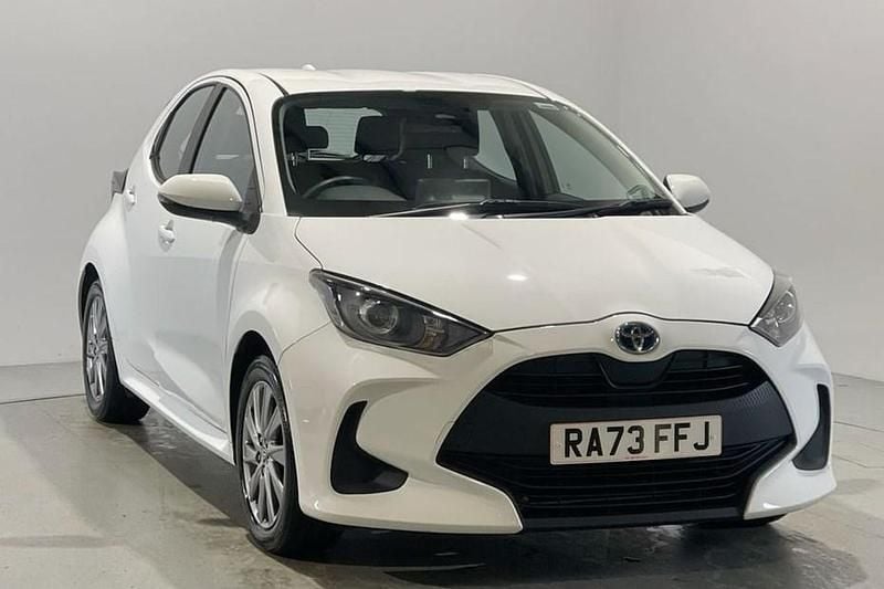 Used Toyota Yaris Hybrid 116 HP (85 kW) 2024