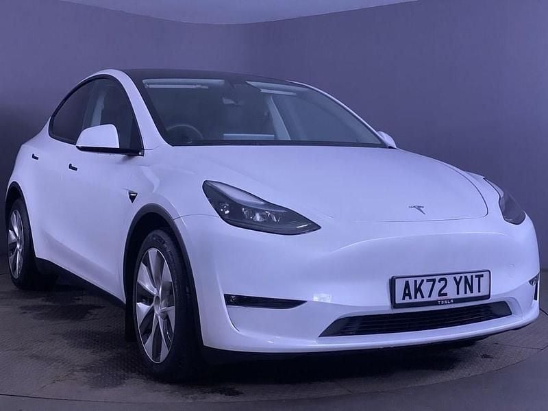 White Used 2022 Tesla Model Y SUV | £24,299 (Fair price) - Image 1/4