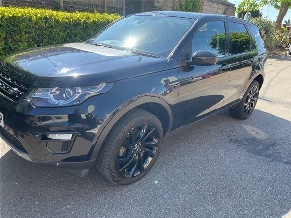 Black Used 2017 Land Rover Discovery Sport HSE SUV | £10,495 (Fair price) - Image 1/1