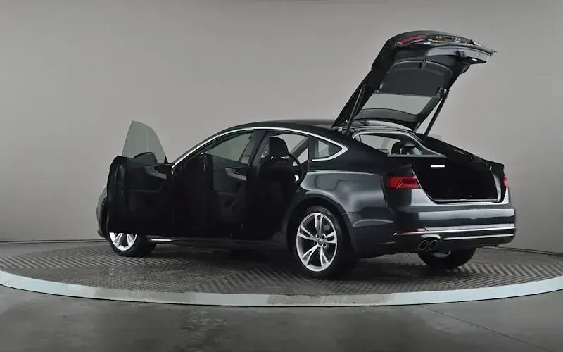 Used Audi A5 Sportback 190 HP (139 kW) 2018 Grey Hatchback