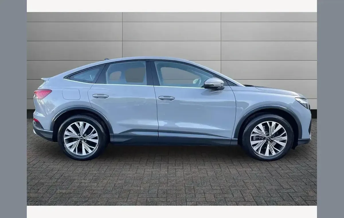 Used Audi Q4 e-tron Sport 210 kW (286 HP) 2024 Grey SUV