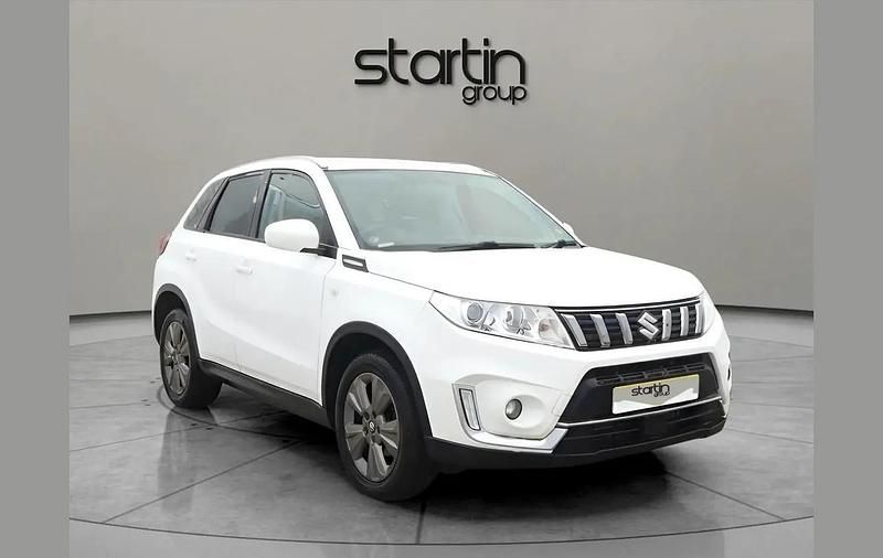 Used Suzuki Vitara SZ-T 112 HP (82 kW) 2019 White SUV
