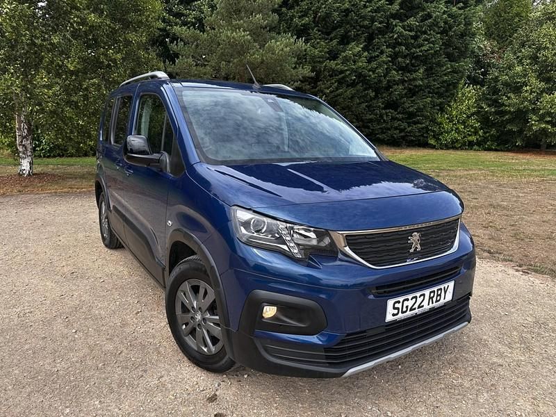 Blue Used 2022 Peugeot Rifter Allure MPV | £13,995 (Good price) - Image 1/4