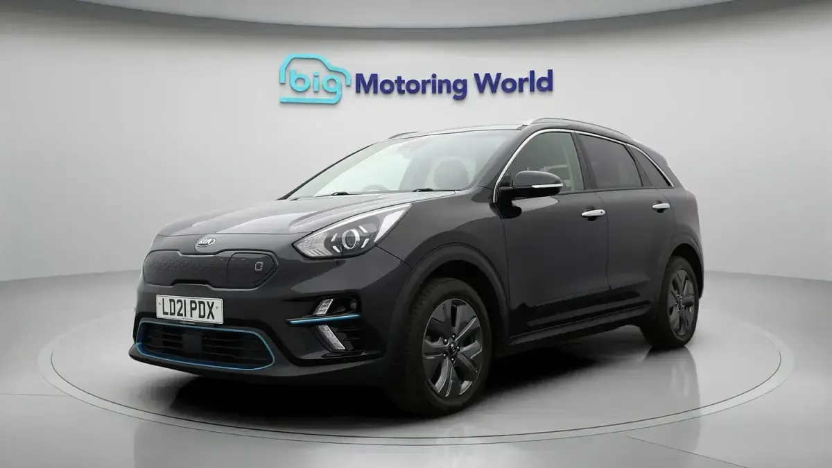 Used Kia Niro 100 kW (136 HP) 2021 Black SUV