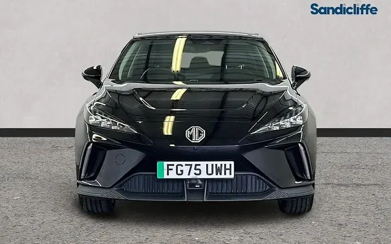 Used MG MG4 EV Trophy 150 kW (204 HP) 2025 Black Hatchback