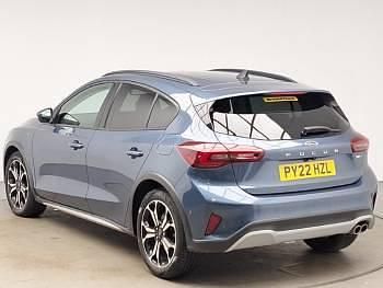 Used Ford Focus Active 155 HP (114 kW) 2022 Blue Hatchback