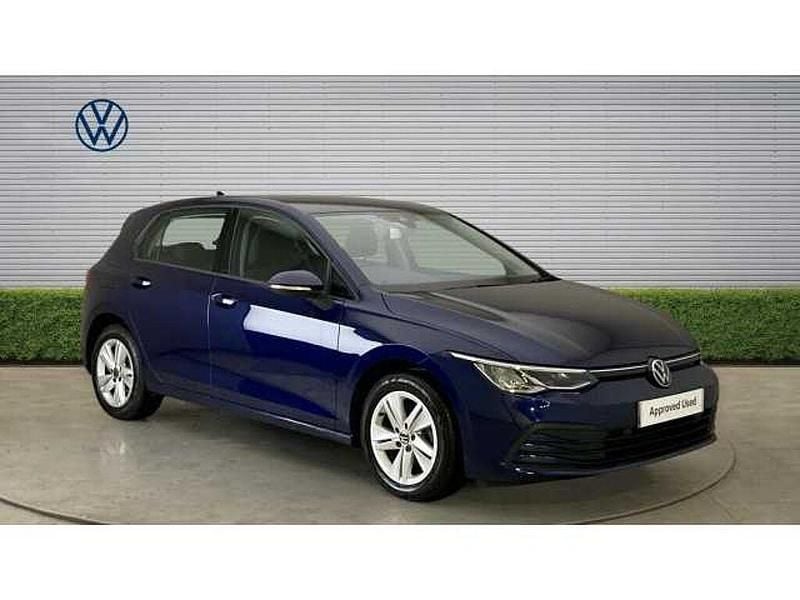 Second-hand VW Golf VIII Life 150 CP (110 kW) 2023 Hatchback