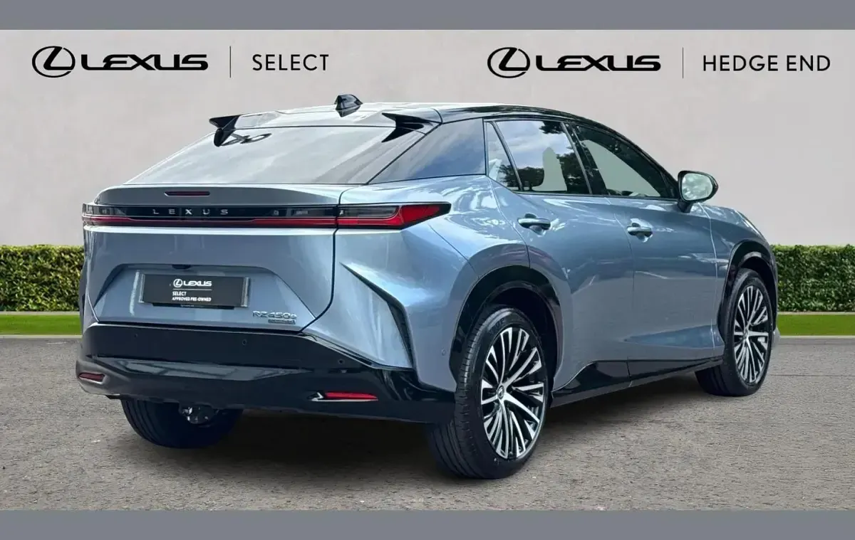 Used Lexus RZ 450e 230 kW (313 HP) 2024 Arther blue bi tone SUV