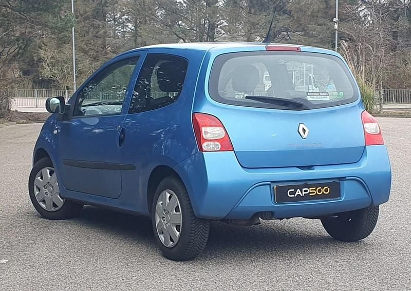 Używany Renault Twingo Expression 75 KM (55 kW) 2011 Niebieski Hatchback