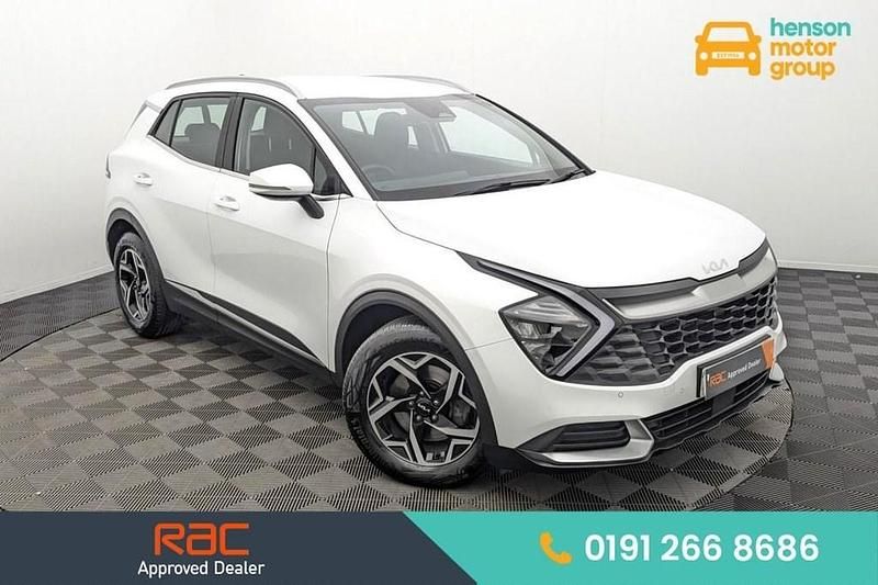 White Used 2023 Kia Sportage SUV | £15,999 (Super price) - Image 1/4