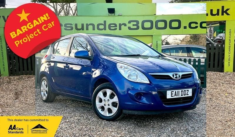 Blue Used 2011 Hyundai i20 Comfort Hatchback | £1,500 (Fair price) - Image 1/4