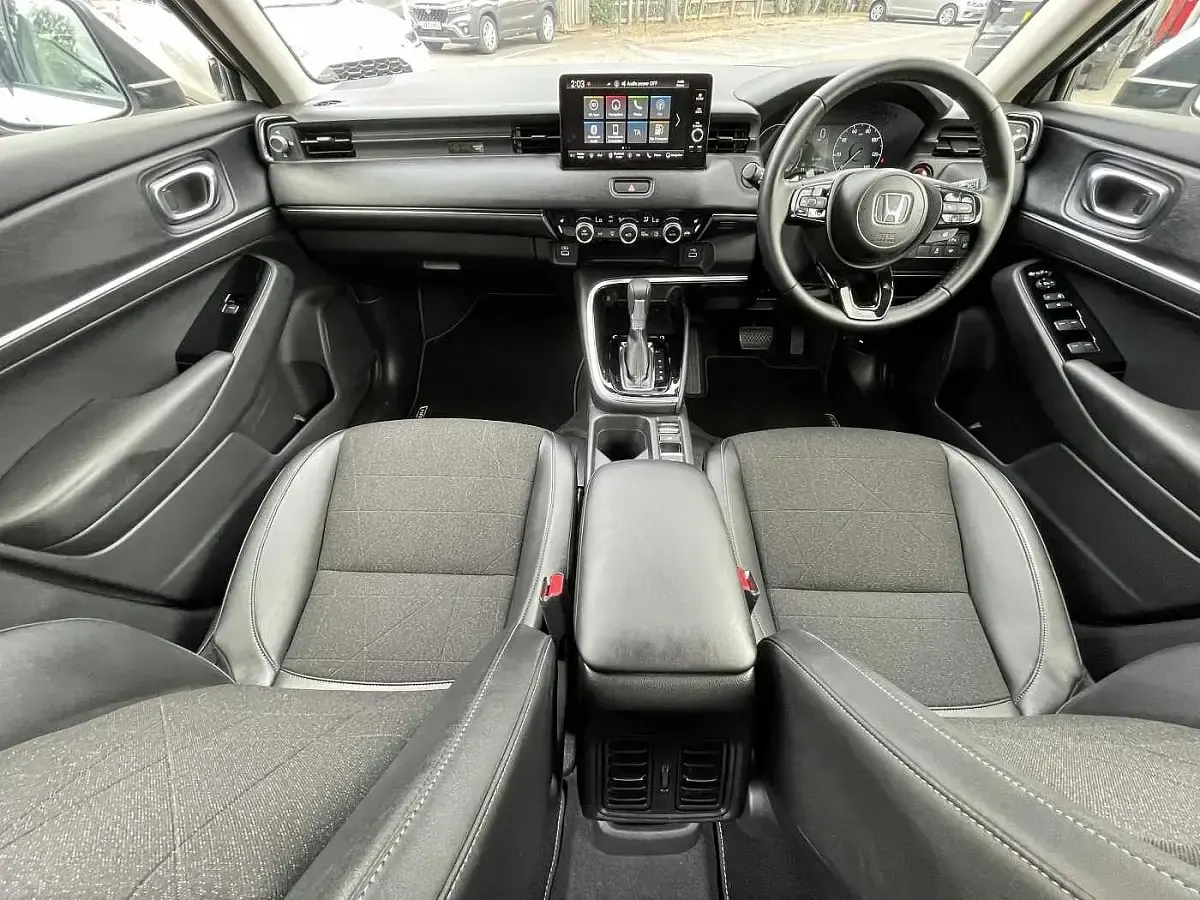 Used Honda HR-V Advance 131 HP (96 kW) 2021 White SUV