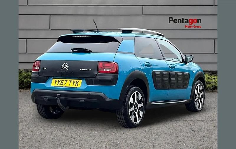 Used Citroën C4 Flair 108 HP (79 kW) 2017 Blue SUV