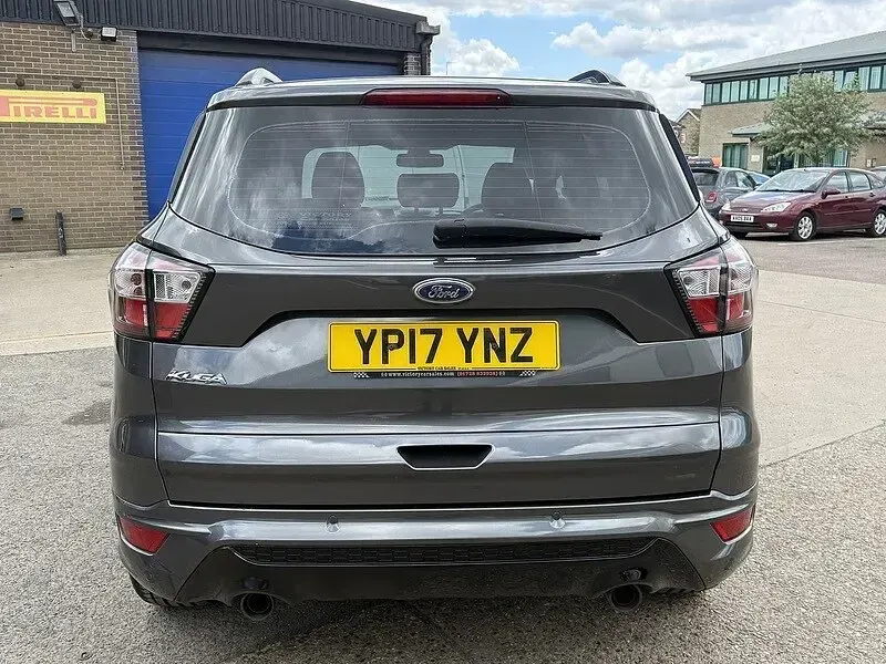 Used Ford Kuga ST-Line X 180 HP (132 kW) 2017 Grey SUV