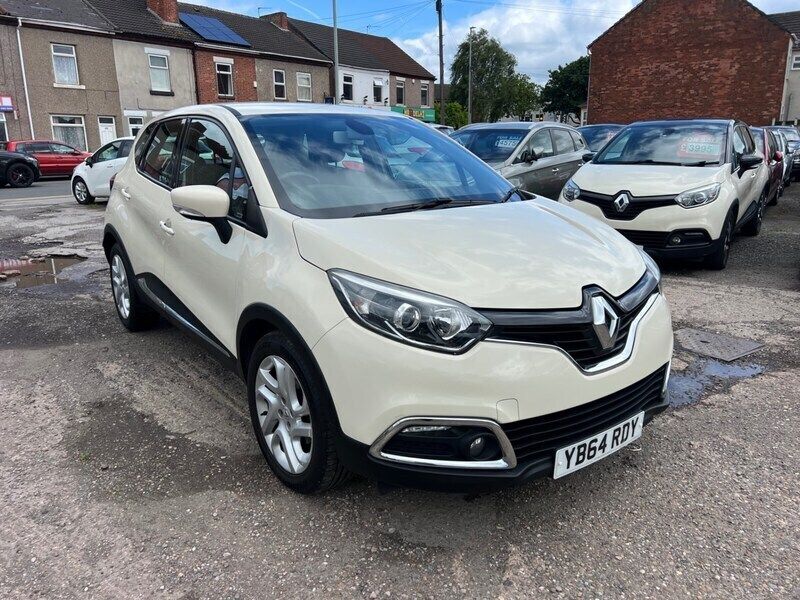 Cream Used 2014 Renault Captur Dynamique SUV | £3,875 (Fair price) - Image 1/4