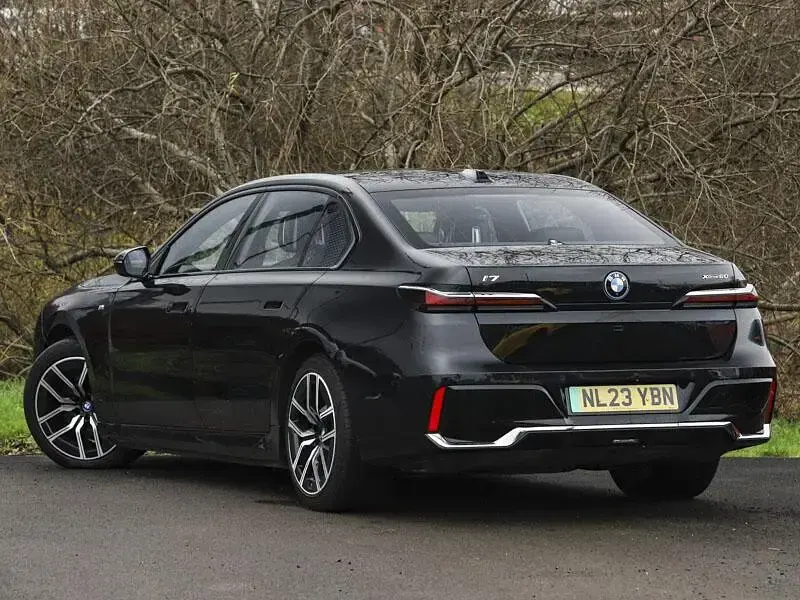 Used BMW i7 M Sport 400 kW (544 HP) 2023 Black Sedan
