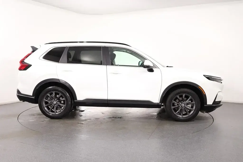 Used Honda CR-V Advance 184 HP (135 kW) 2025 White SUV